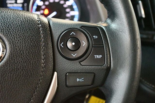 2018 Toyota RAV4 XLE AWD - 23057346 - 41