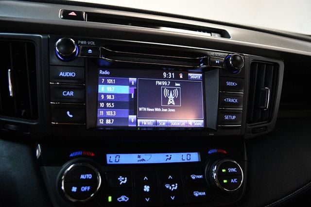 2018 Toyota RAV4 XLE AWD - 23057346 - 54