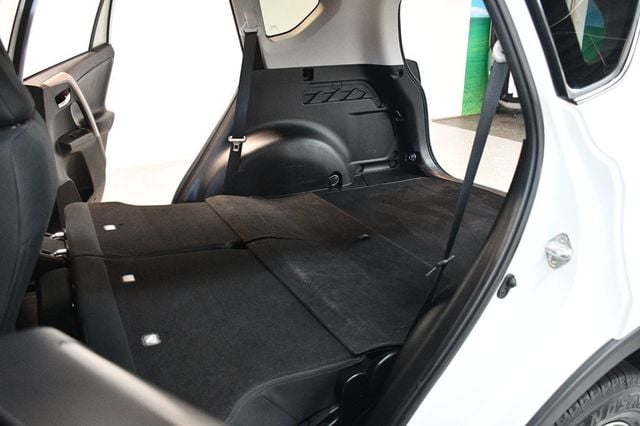 2018 Toyota RAV4 XLE AWD - 23057346 - 66