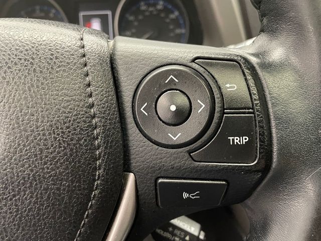 2018 Toyota RAV4 XLE AWD - 23016198 - 21