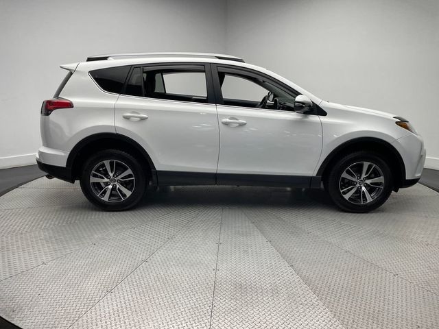 2018 Toyota RAV4 XLE AWD - 23016198 - 3