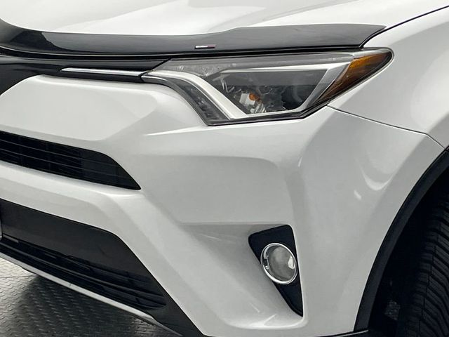 2018 Toyota RAV4 XLE AWD - 23016198 - 40