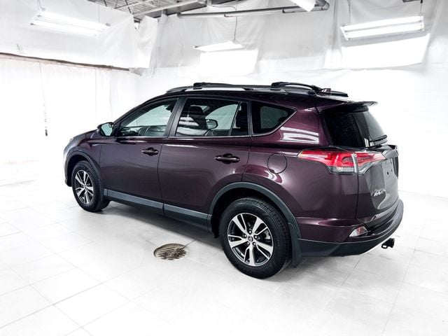 2018 Toyota RAV4 XLE AWD - 23062357 - 2