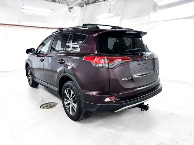 2018 Toyota RAV4 XLE AWD - 23062357 - 3