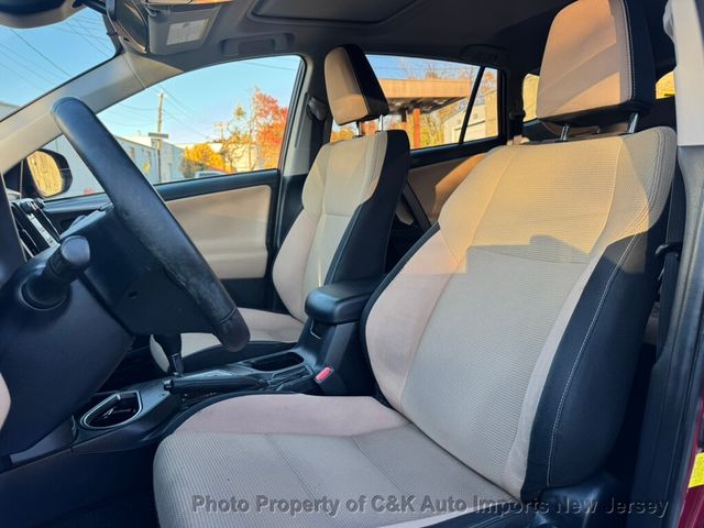 2018 Toyota RAV4 XLE AWD,MOON ROOF, - 22932995 - 33