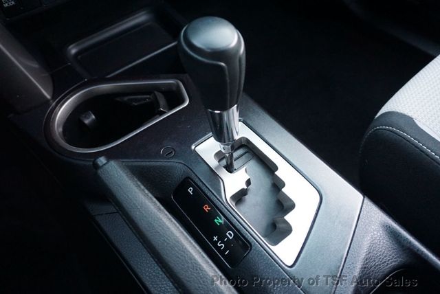 2018 Toyota RAV4 XLE AWD NAVIGATION REAR CAMERA SUNROOF BLIND SPOT/LANE DEPARTURE - 22947570 - 24