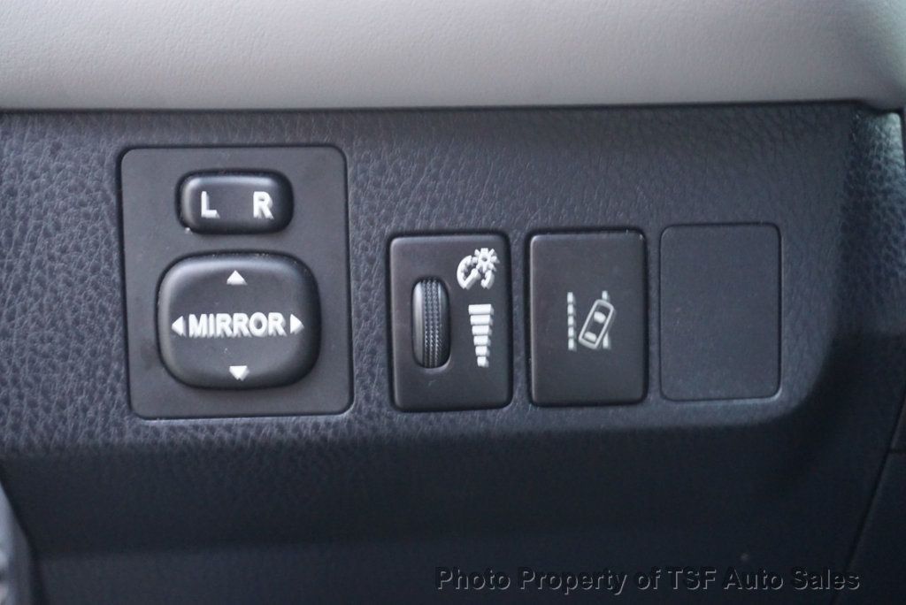 2018 Toyota RAV4 XLE AWD NAVIGATION REAR CAMERA SUNROOF BLIND SPOT/LANE DEPARTURE - 22947570 - 30