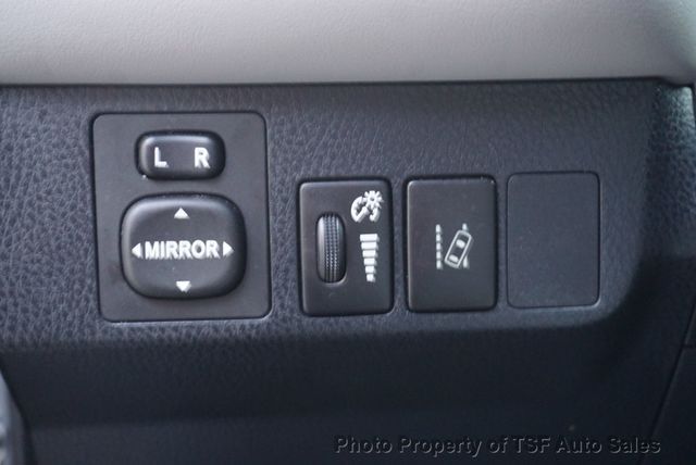 2018 Toyota RAV4 XLE AWD NAVIGATION REAR CAMERA SUNROOF BLIND SPOT/LANE DEPARTURE - 22947570 - 30