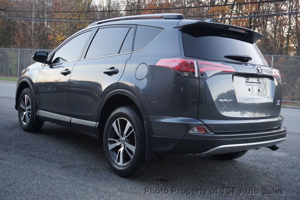 2018 Toyota RAV4 XLE AWD NAVIGATION REAR CAMERA SUNROOF BLIND SPOT/LANE DEPARTURE - 22947570 - 4