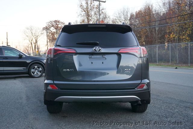 2018 Toyota RAV4 XLE AWD NAVIGATION REAR CAMERA SUNROOF BLIND SPOT/LANE DEPARTURE - 22947570 - 5