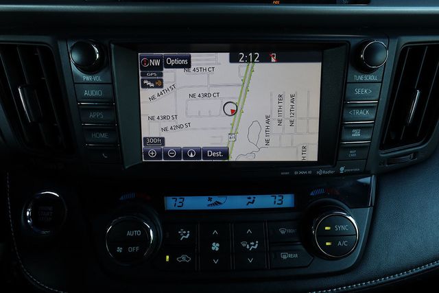 2018 TOYOTA RAV4 XLE FWD - 22963205 - 26