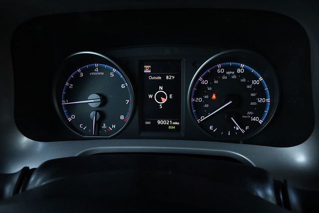 2018 TOYOTA RAV4 XLE FWD - 22963205 - 30