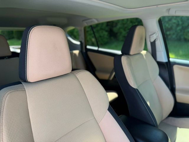 2018 Toyota RAV4 XLE FWD - 23016079 - 20