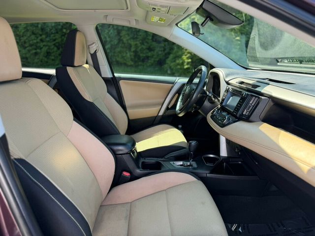 2018 Toyota RAV4 XLE FWD - 23016079 - 21