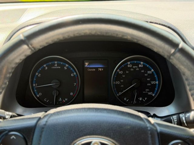 2018 Toyota RAV4 XLE FWD - 23016079 - 26