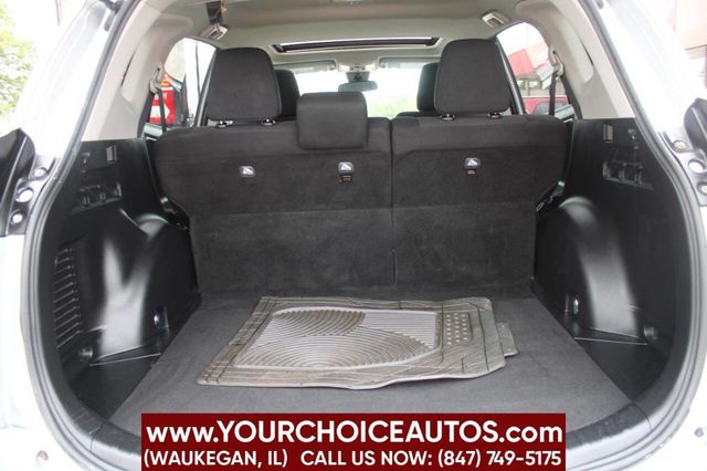 2018 Toyota RAV4 XLE FWD - 22903949 - 18