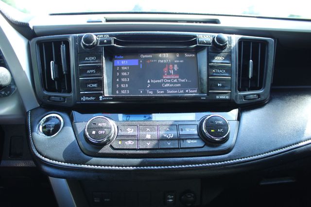 2018 Toyota RAV4 XLE FWD - 23020871 - 15