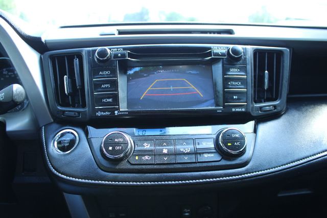 2018 Toyota RAV4 XLE FWD - 23020871 - 16