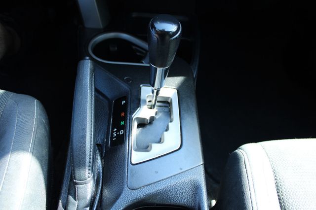 2018 Toyota RAV4 XLE FWD - 23020871 - 21