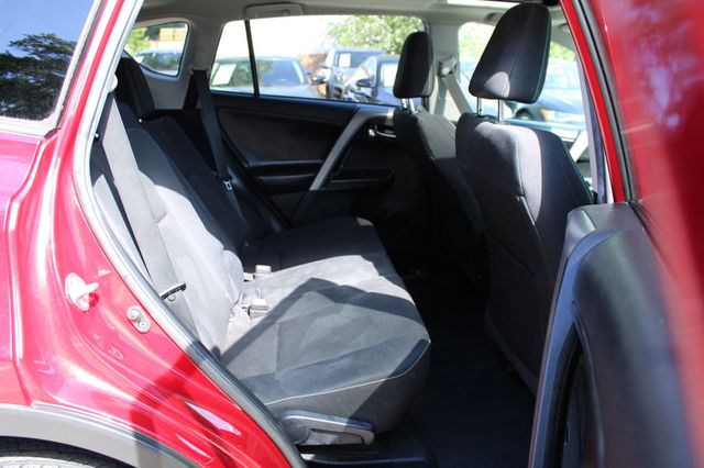 2018 Toyota RAV4 XLE FWD - 23020871 - 29