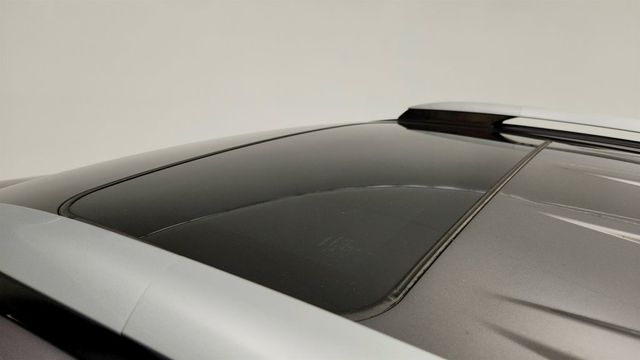 2018 Toyota RAV4 XLE FWD - 23017596 - 9