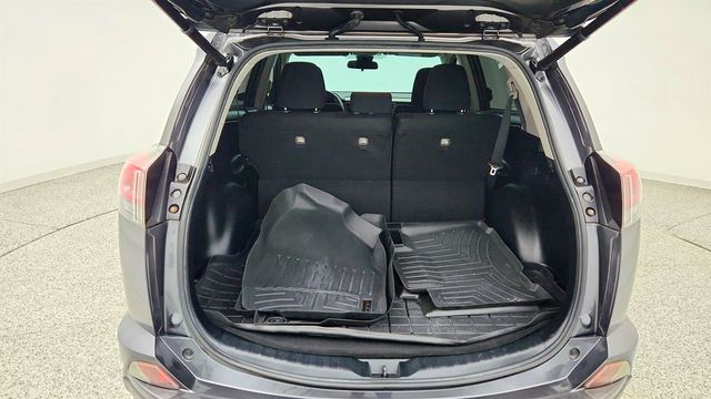 2018 Toyota RAV4 XLE FWD - 23017596 - 21