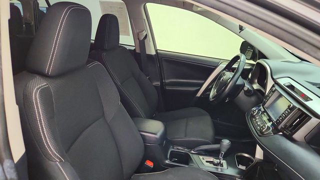 2018 Toyota RAV4 XLE FWD - 23017596 - 23