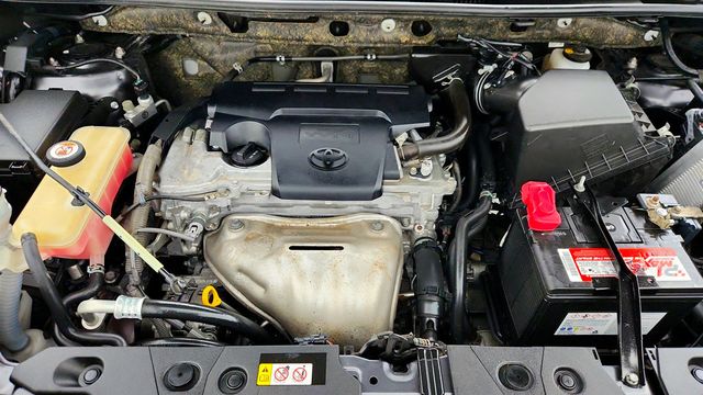 2018 Toyota RAV4 XLE FWD - 23017596 - 26