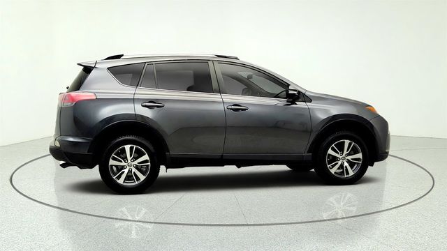 2018 Toyota RAV4 XLE FWD w/ Power Plus Extra Value Pkg - 23066970 - 3