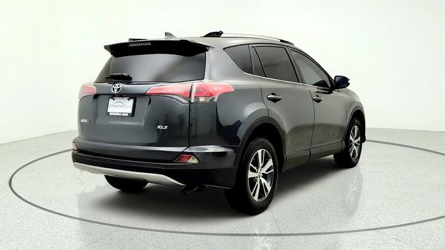 2018 Toyota RAV4 XLE FWD w/ Power Plus Extra Value Pkg - 23066970 - 4