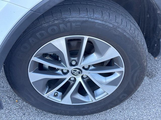 2018 Toyota RAV4 Hybrid LE AWD - 23096855 - 1