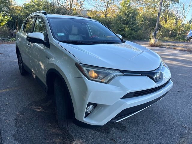 2018 Toyota RAV4 Hybrid LE AWD - 23096855 - 6
