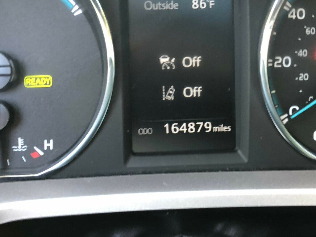 2018 Toyota RAV4 Hybrid Limited AWD - 22898519 - 14