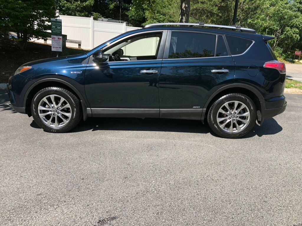 2018 Toyota RAV4 Hybrid Limited AWD - 22898519 - 8