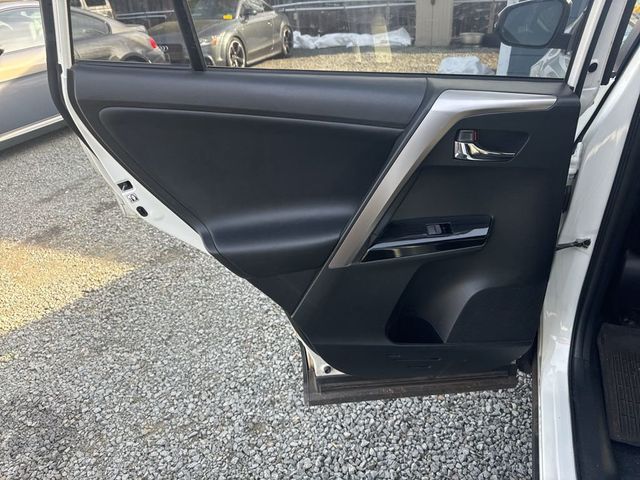 2018 Toyota RAV4 Hybrid Limited AWD - 23006325 - 14