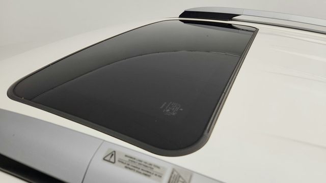 2018 Toyota RAV4 Hybrid Limited AWD - 22947864 - 9