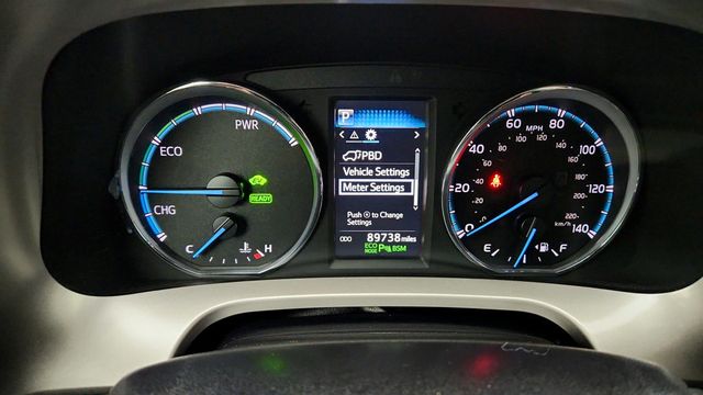 2018 Toyota RAV4 Hybrid Limited AWD - 22947864 - 14