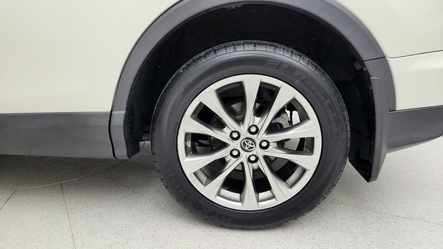 2018 Toyota RAV4 Hybrid Limited AWD - 22947864 - 8