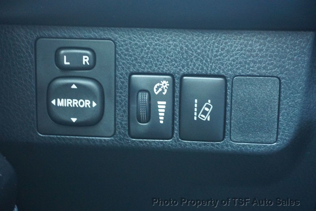 2018 Toyota RAV4 Hybrid Limited AWD NAVI REAR CAM LEATHER SUNROOF HEATED SEATS LOADED!!! - 23097660 - 25