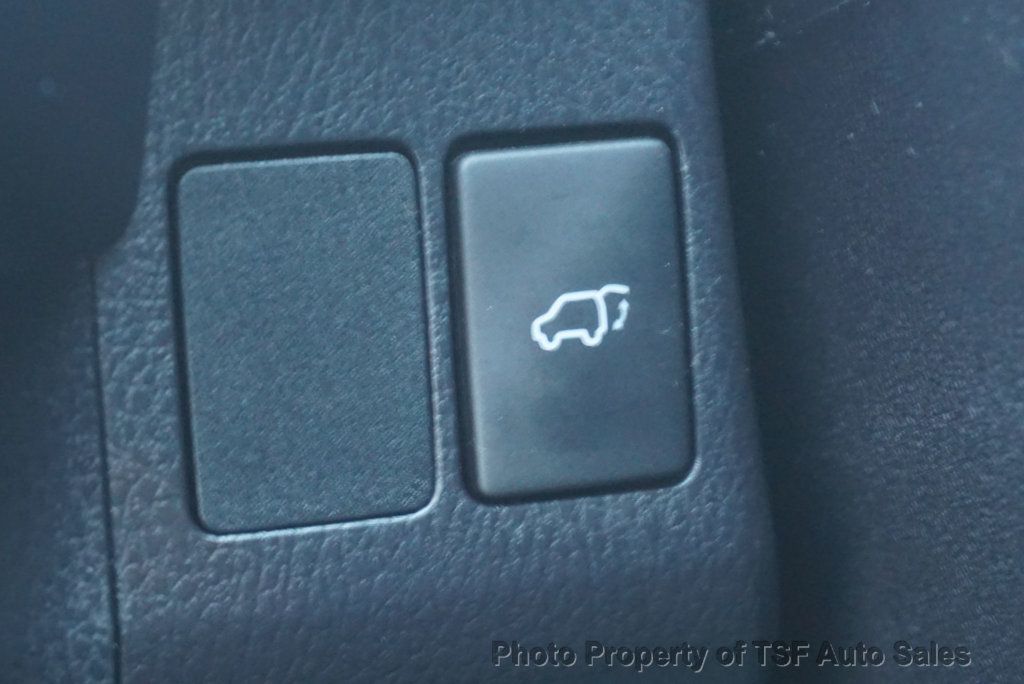2018 Toyota RAV4 Hybrid Limited AWD NAVI REAR CAM LEATHER SUNROOF HEATED SEATS LOADED!!! - 23097660 - 30
