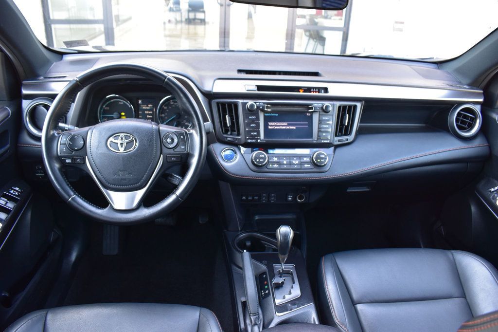 2018 Toyota RAV4 Hybrid SE AWD - 23084216 - 12