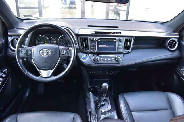 2018 Toyota RAV4 Hybrid SE AWD - 23084216 - 12
