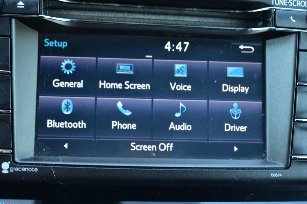 2018 Toyota RAV4 Hybrid SE AWD - 23084216 - 24