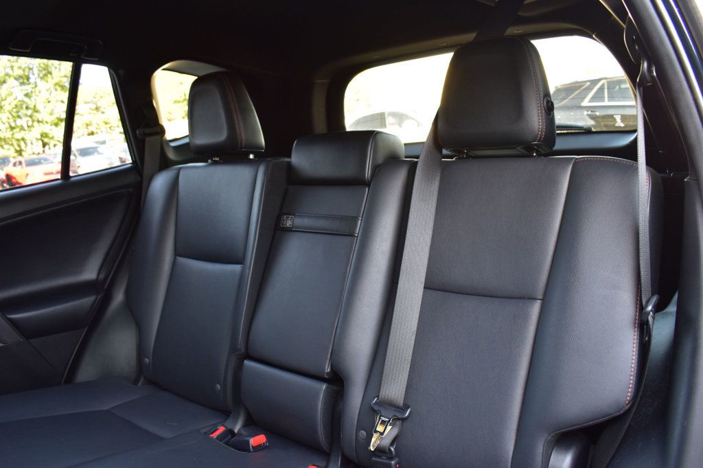 2018 Toyota RAV4 Hybrid SE AWD - 23084216 - 43