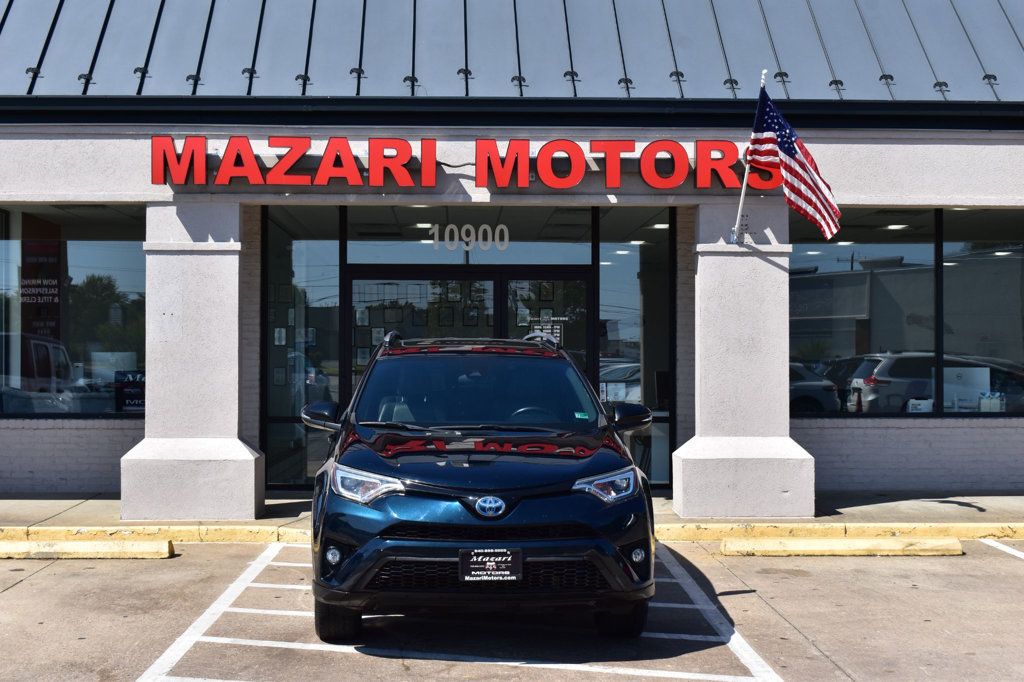 2018 Toyota RAV4 Hybrid SE AWD - 23084216 - 4