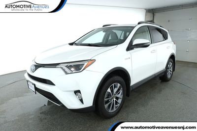 2018 Toyota RAV4 Hybrid - JTMRJREV8JD191447