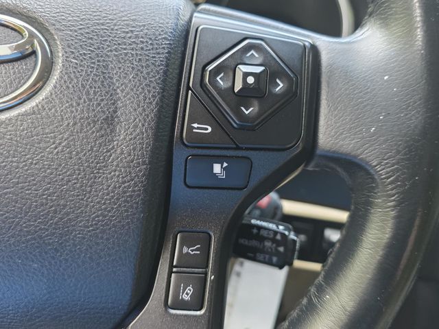 2018 Toyota Sequoia Limited RWD - 23021955 - 27
