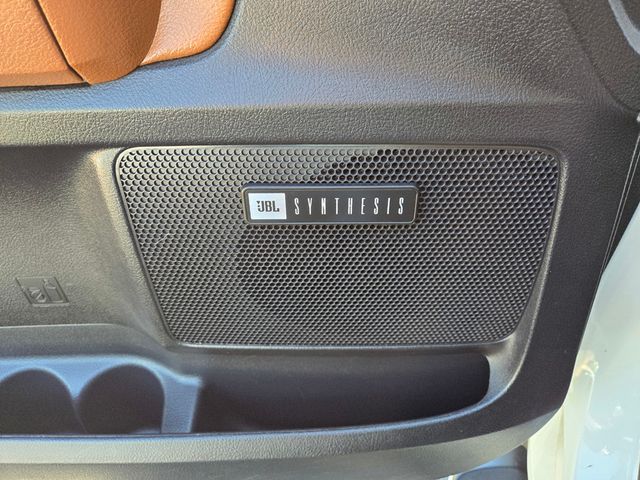 2018 Toyota Sequoia Platinum 4WD - 23034655 - 18