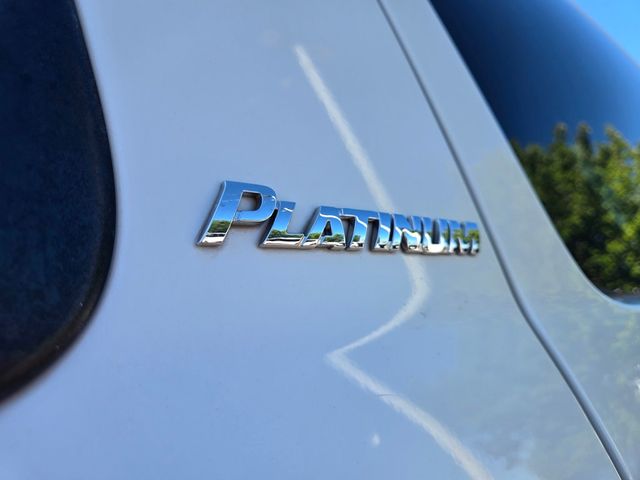 2018 Toyota Sequoia Platinum 4WD - 23034655 - 8
