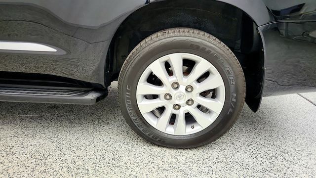 2018 Toyota Sequoia Platinum 4WD - 23025742 - 8